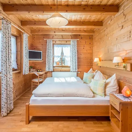 Bio-Holzhaus und Landhaus Heimat Ramsau am Dachstein Exterior foto